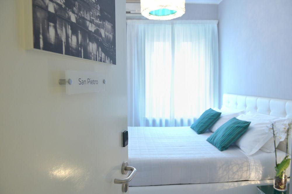 B-Cool (Adults Only) Bed & Breakfast Roma Ngoại thất bức ảnh
